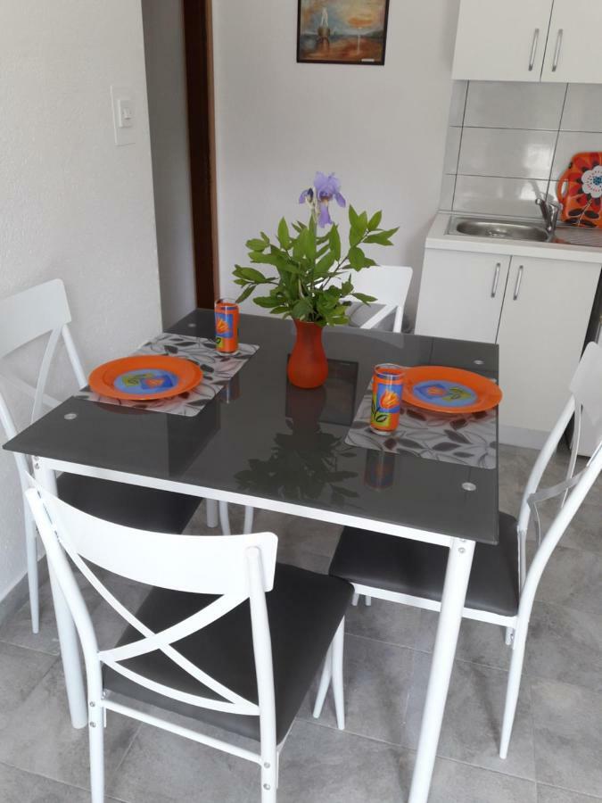 Apartamento Pauli Kaštela Exterior foto