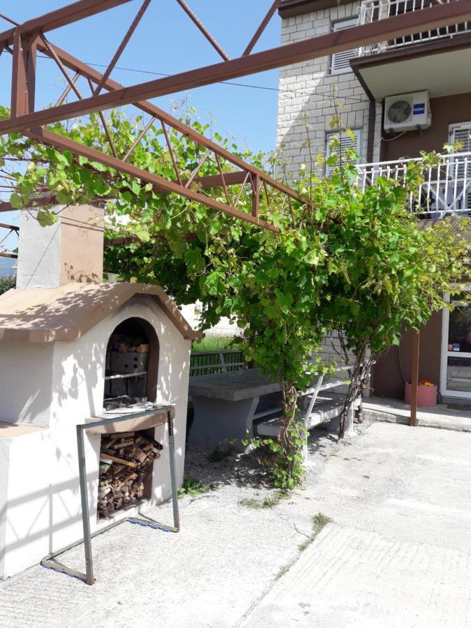 Apartamento Pauli Kaštela Exterior foto